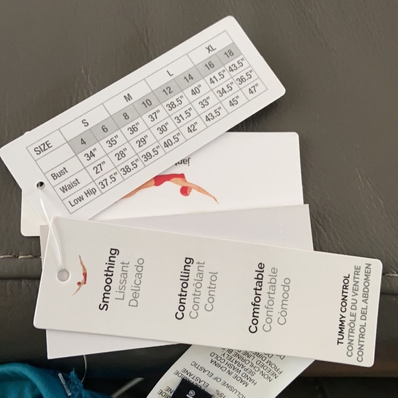 JANTZEN women’s swimsuit - Picture 14 of 14